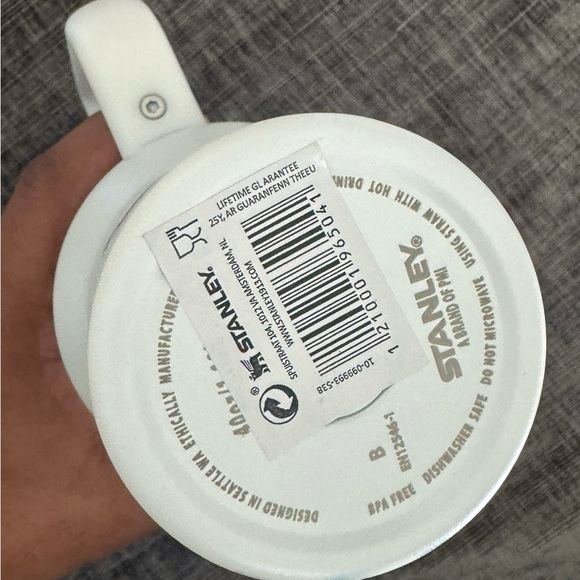 Stanley Cream Travel Mug with Winnie the Pooh Design - Picture 4 of 4